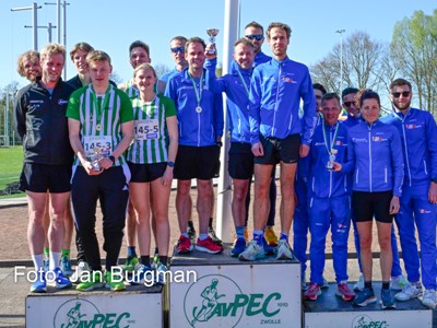 BB-lopers schitteren in zonovergoten Ekiden Zwolle